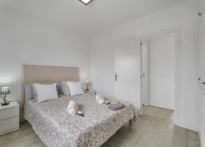 Apartment Costa Serena *